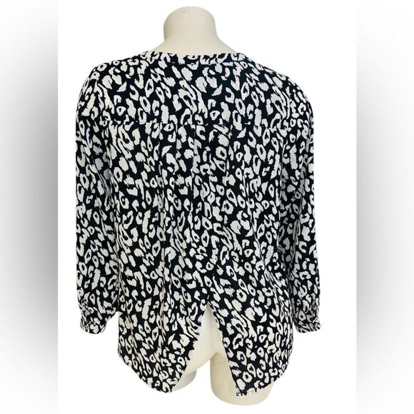 Lane Bryant Split-Back Blouse Animal Print - Picture 2 of 11